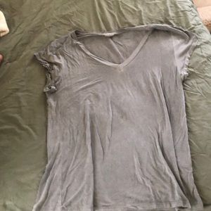Gray stretch tee size M